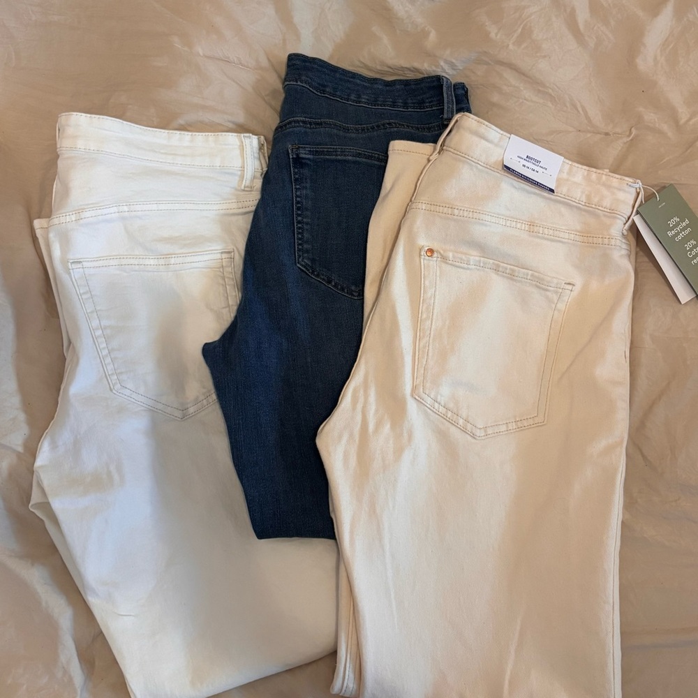 BDG Women's Straight Leg Jeans in White, Blue, and Cream